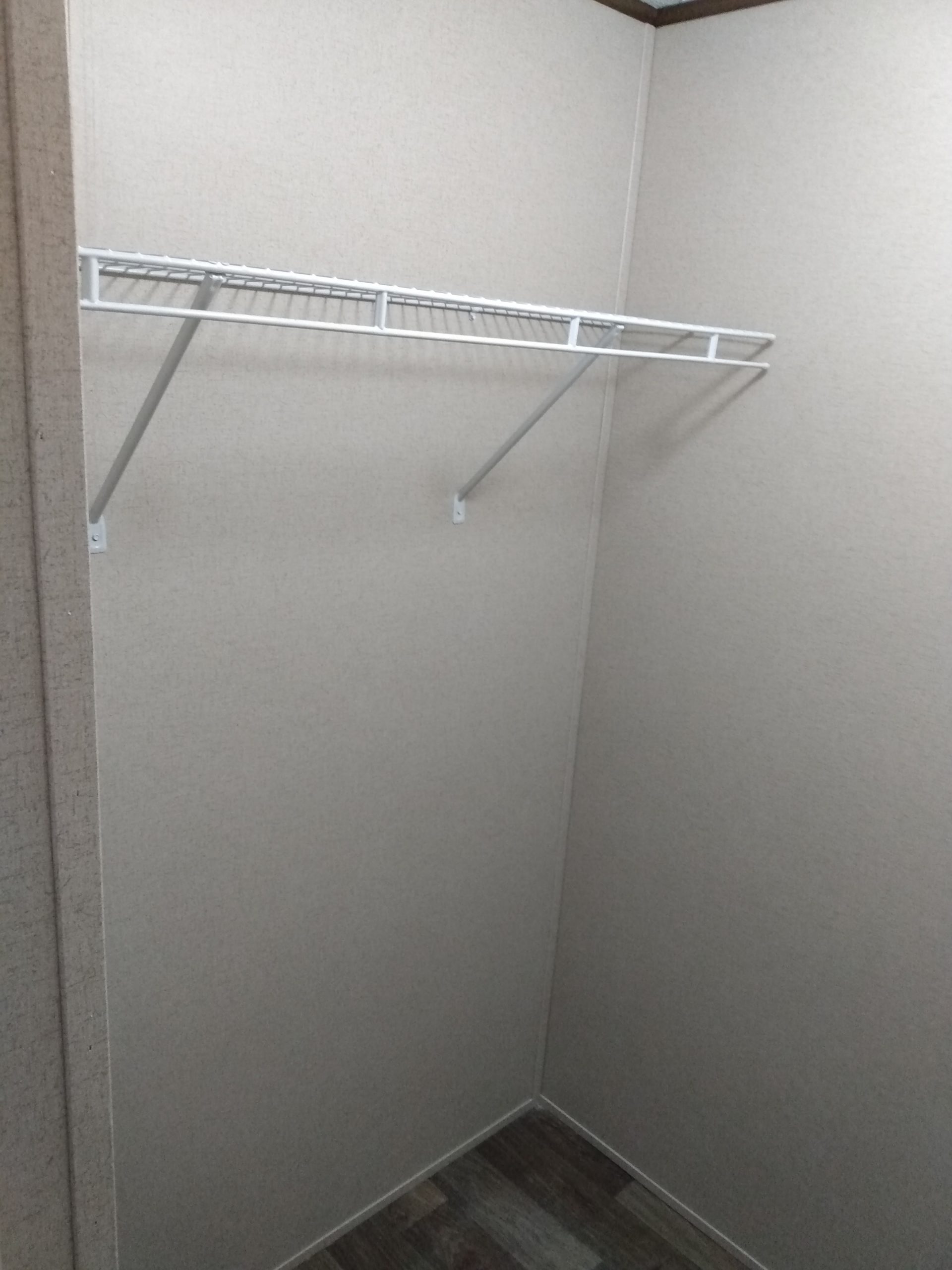 Closet with wire shelving